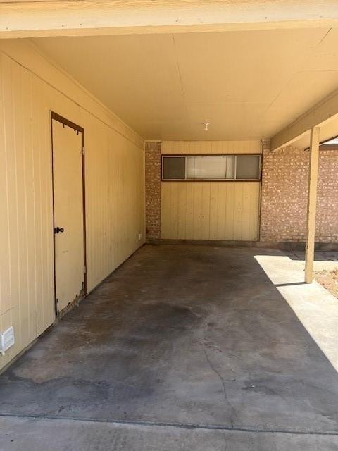 2401 Parker Cir - Photo 3 of 19