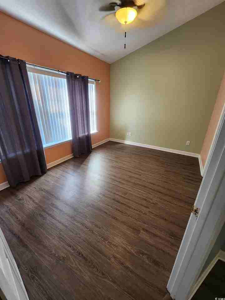 165 Westhaven Dr - Photo 4 of 21