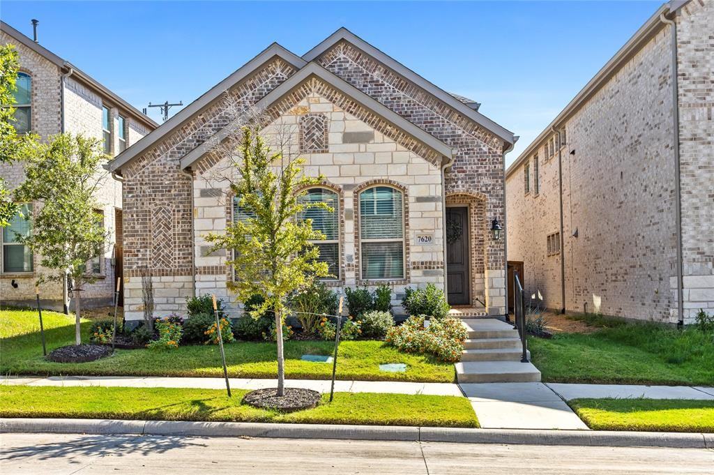 7620 Regal Ln - Photo 3 of 39