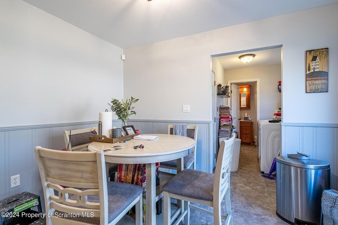 10 Farmer Ct - Photo 7 of 31