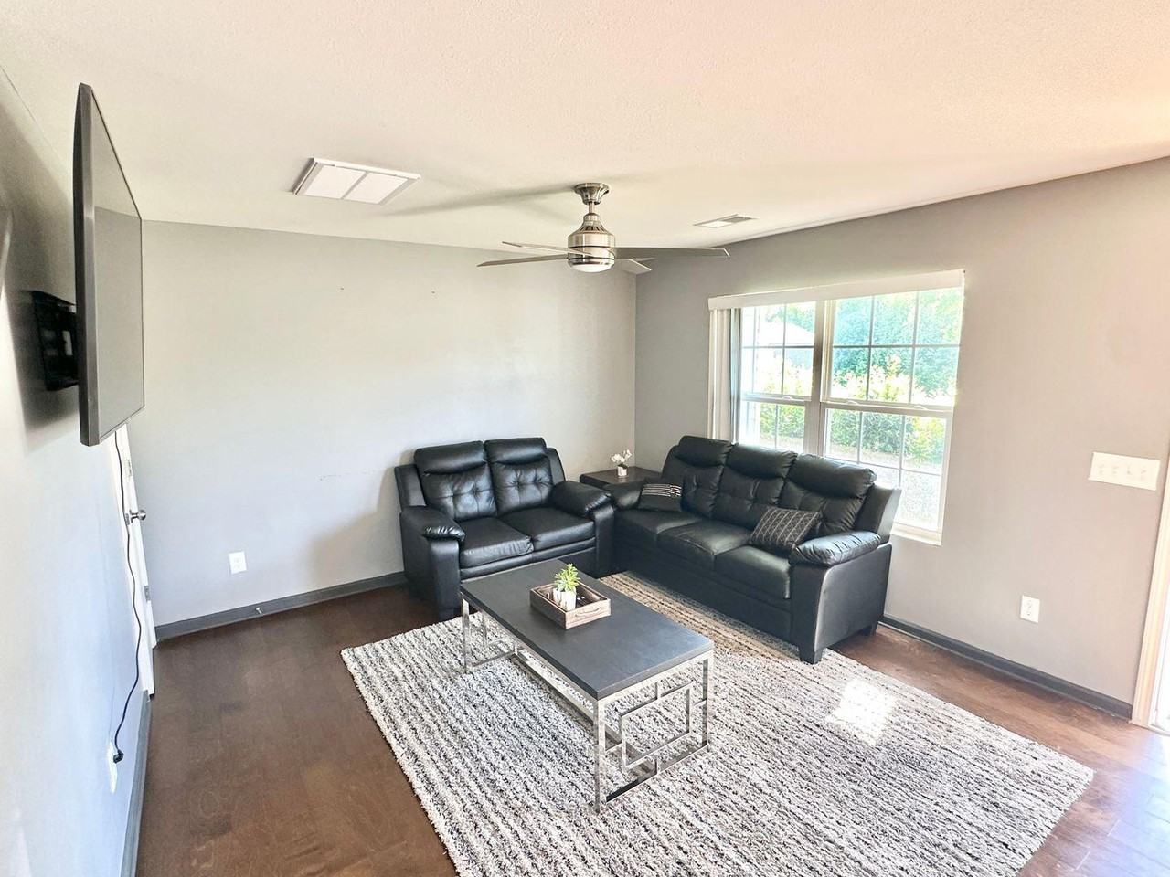 5270 Dipper Dr - Photo 6 of 19