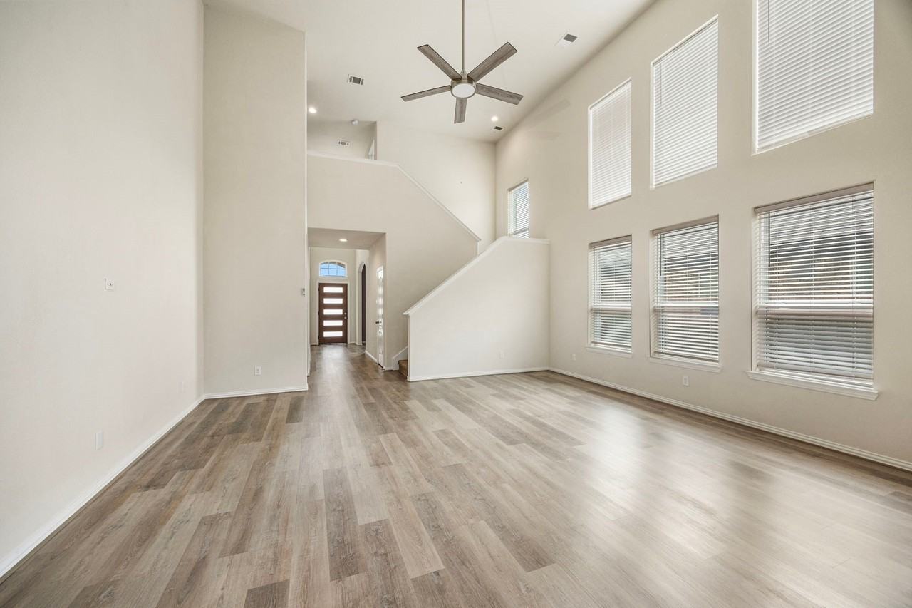 5310 Windy Plantation Dr - Photo 7 of 38