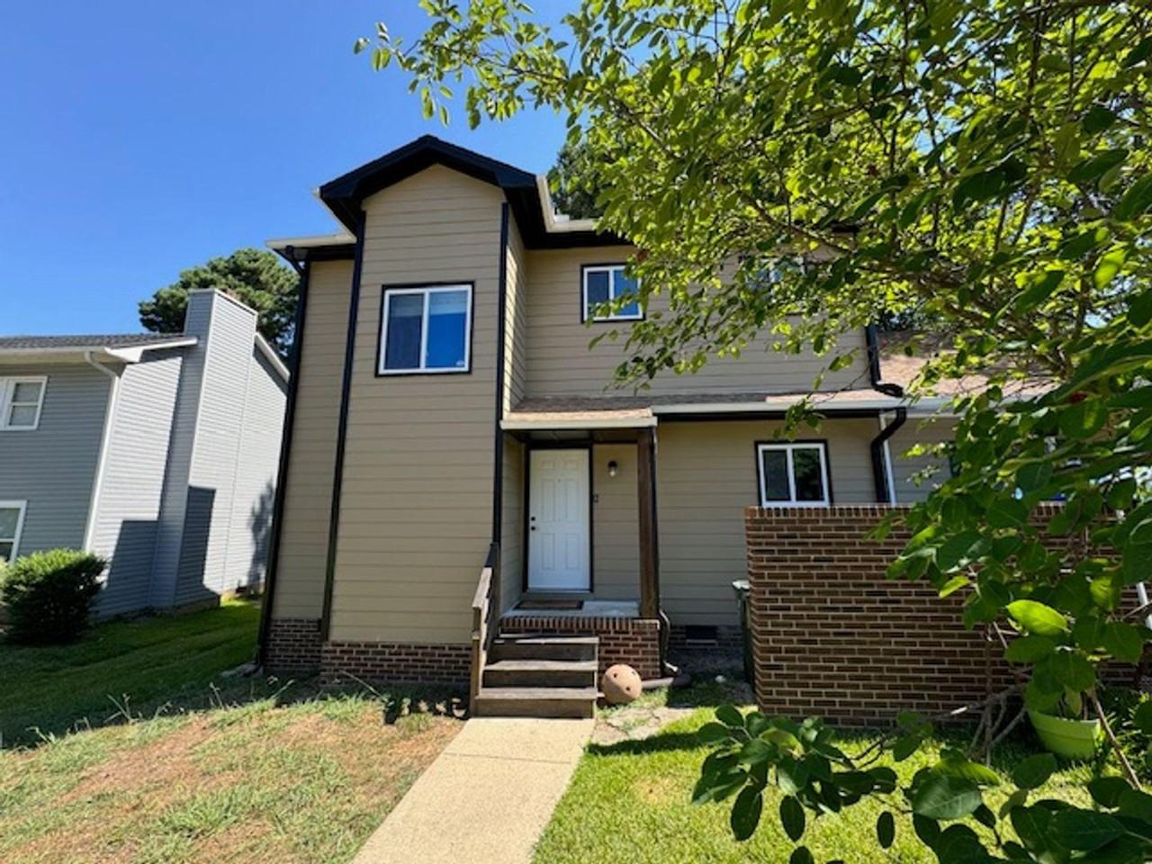 3307 Comstock Rd - Photo 3 of 24