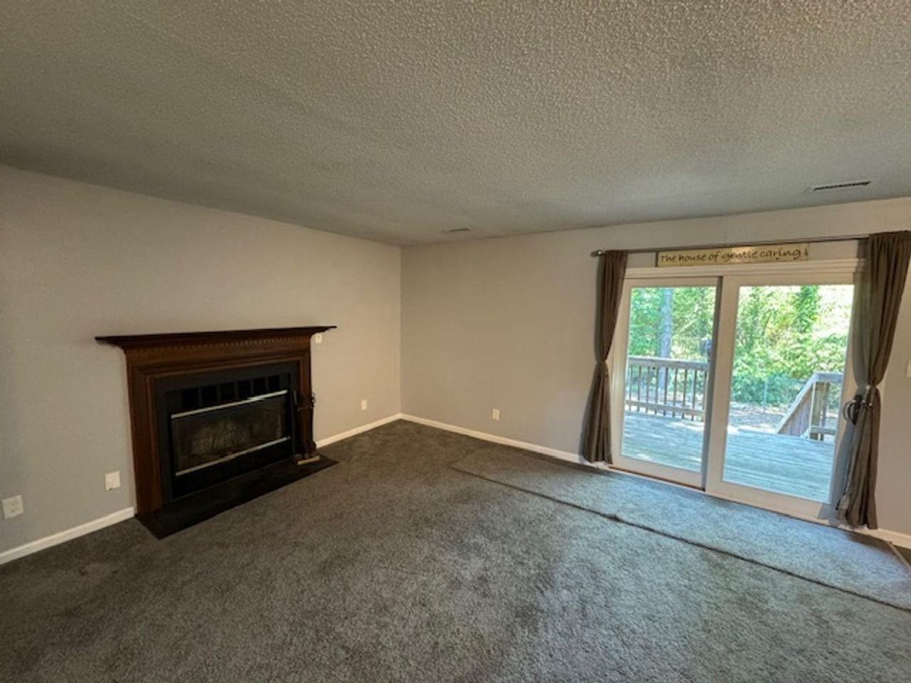 3307 Comstock Rd - Photo 4 of 24