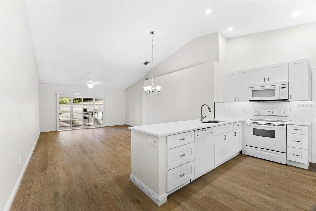 1477 Brier Ct - Photo 2 of 22