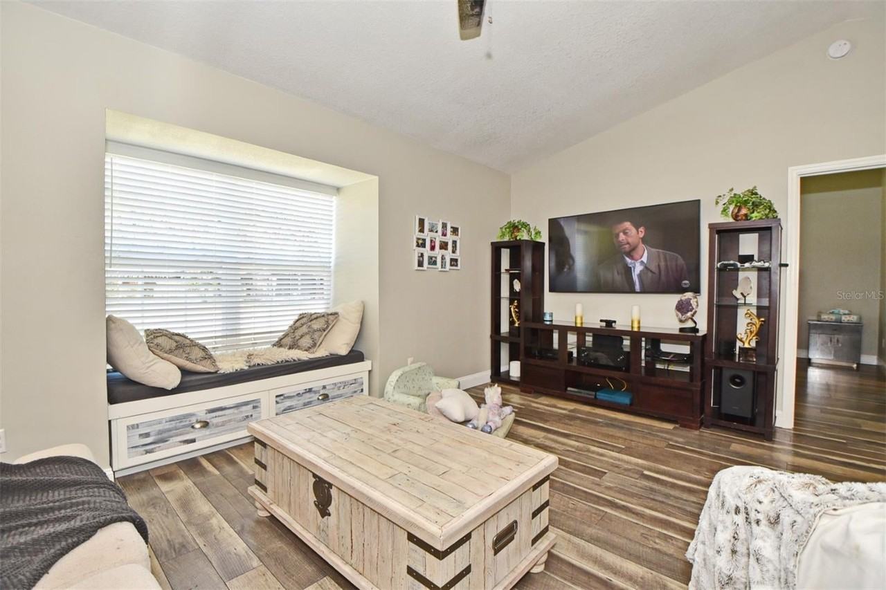 1792 Pam Cir - Photo 6 of 45