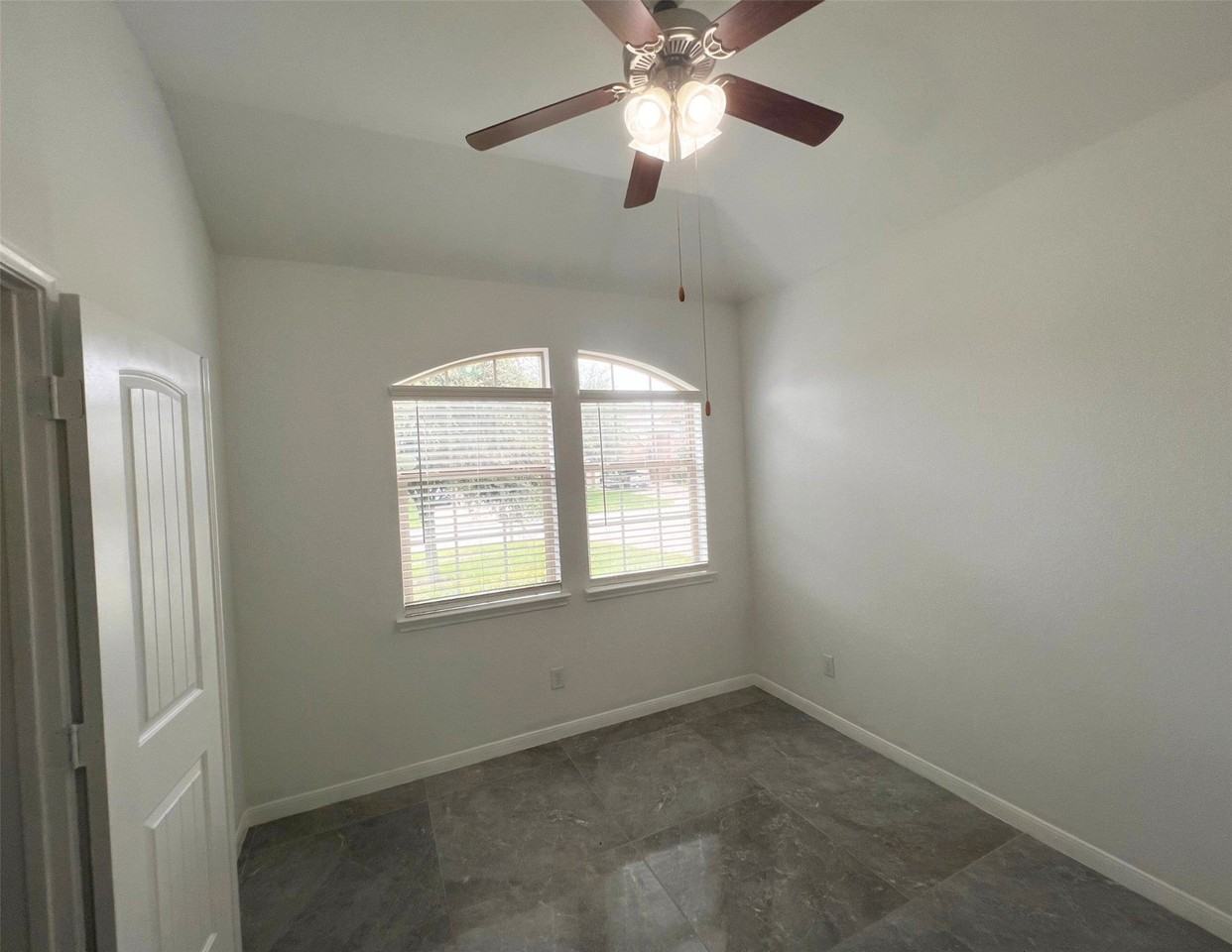 2538 Montana Blue Dr - Photo 2 of 27