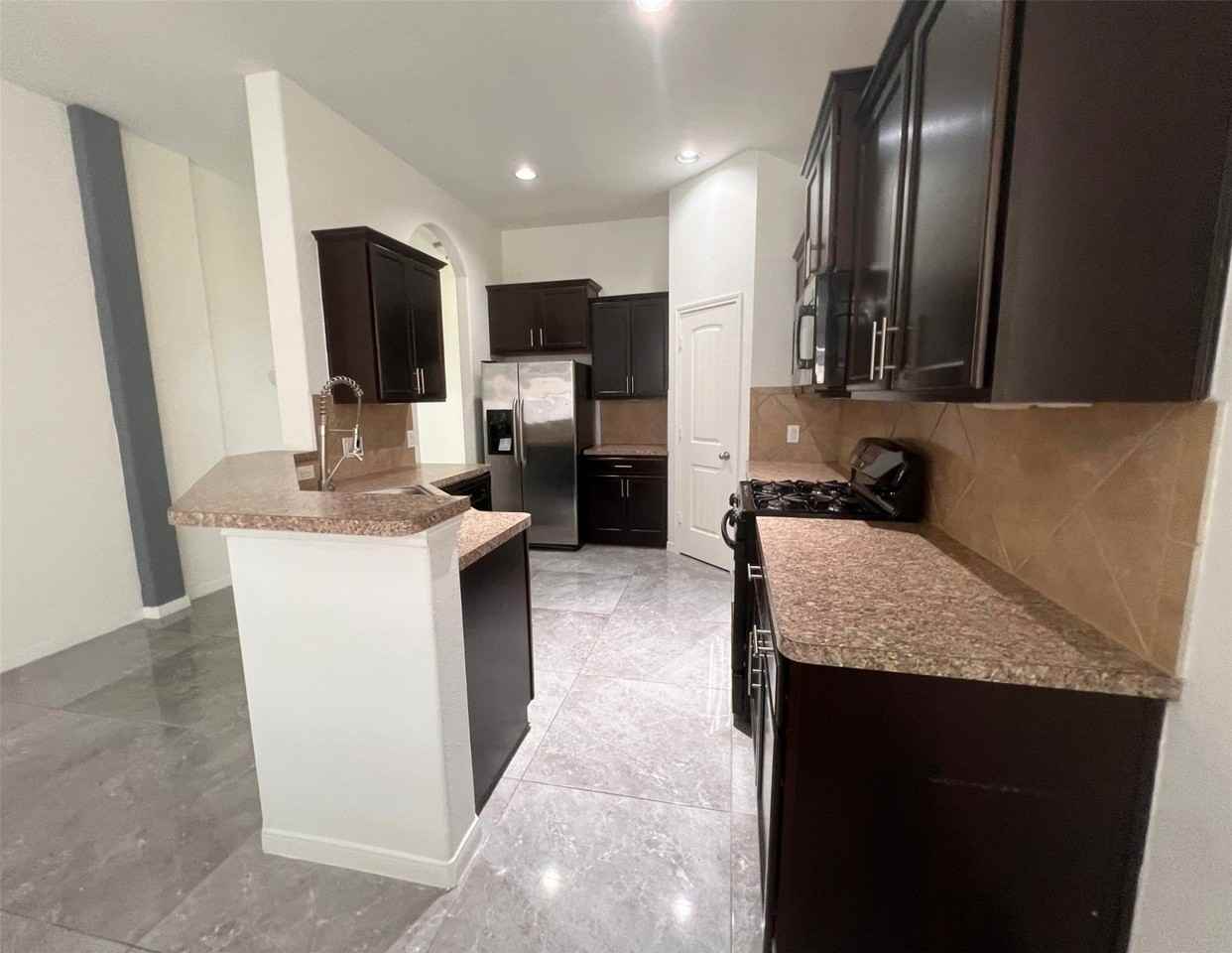 2538 Montana Blue Dr - Photo 5 of 27