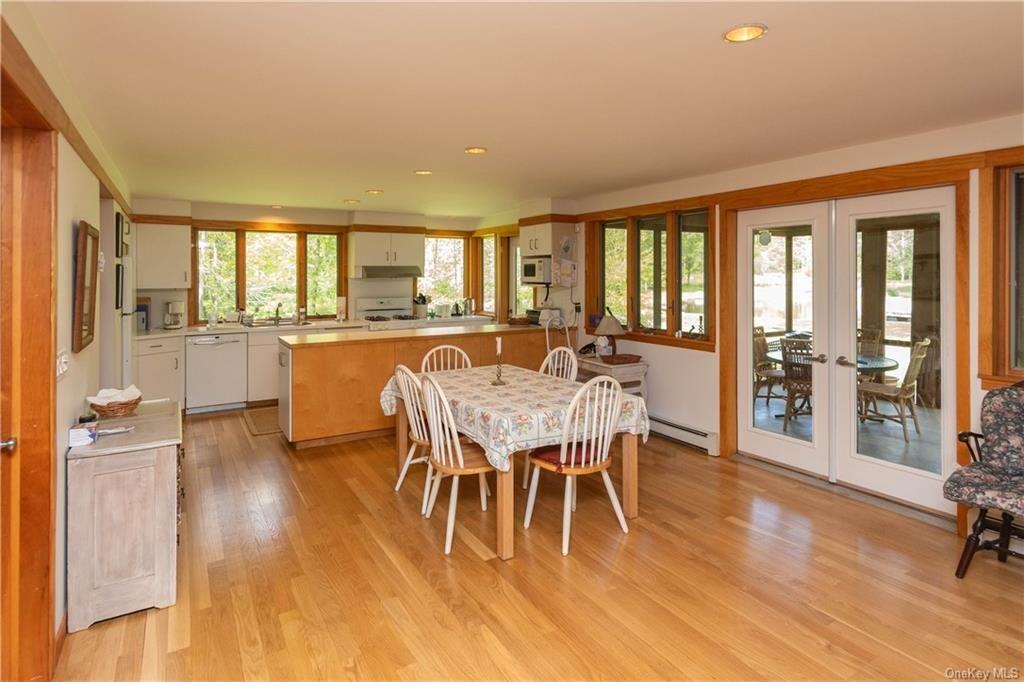 52 Camp Ridge Rd - Photo 2 of 37