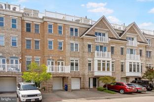 1286 Harbor Island Walk - Photo 1 of 1