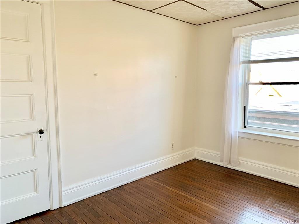 246 Bryant St - Photo 7 of 28