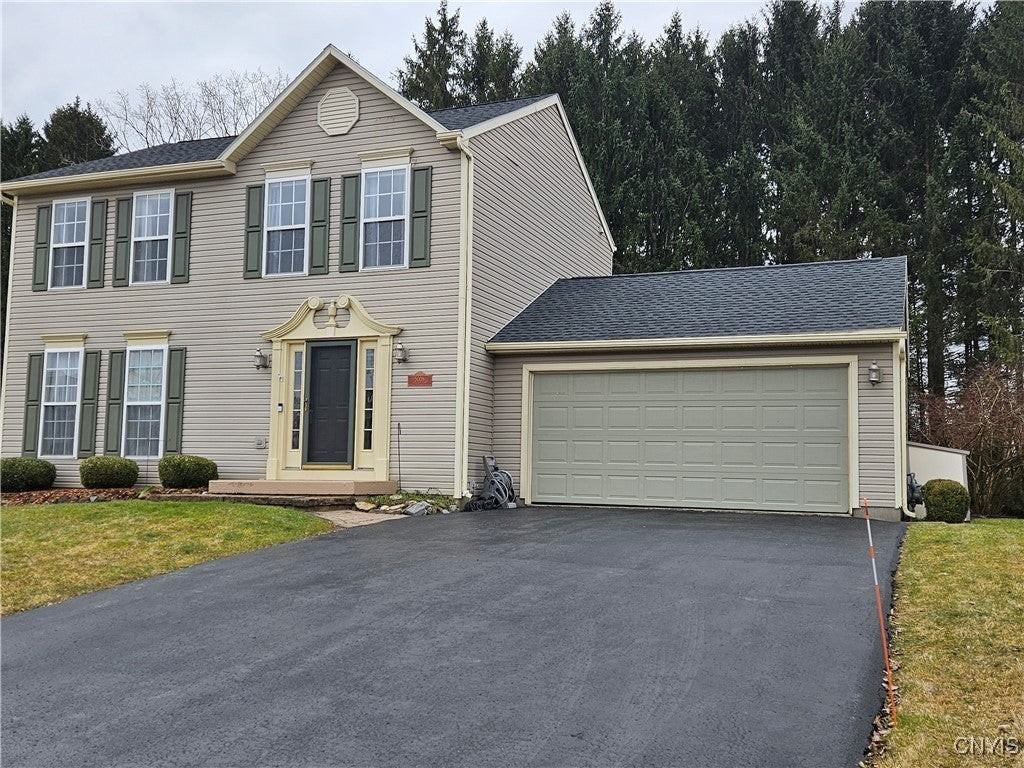 5008 Dongara Ln - Photo 3 of 42