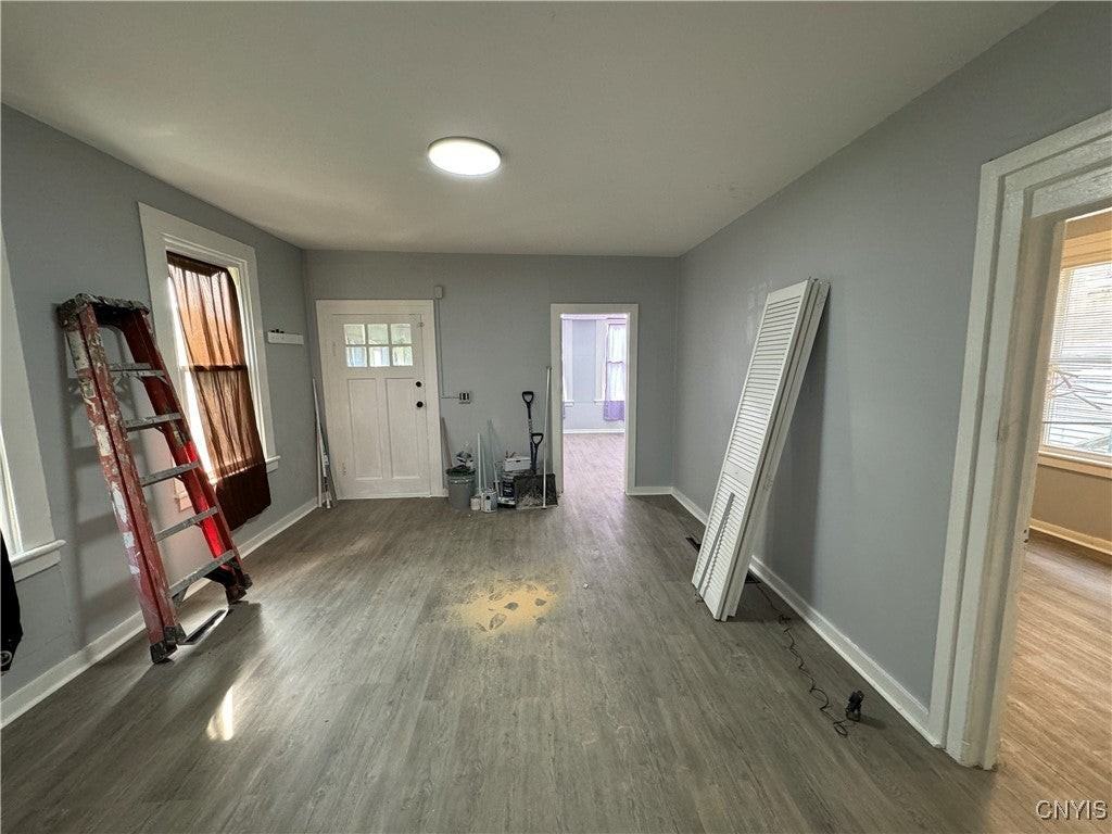 800 Park St - Photo 3 of 12