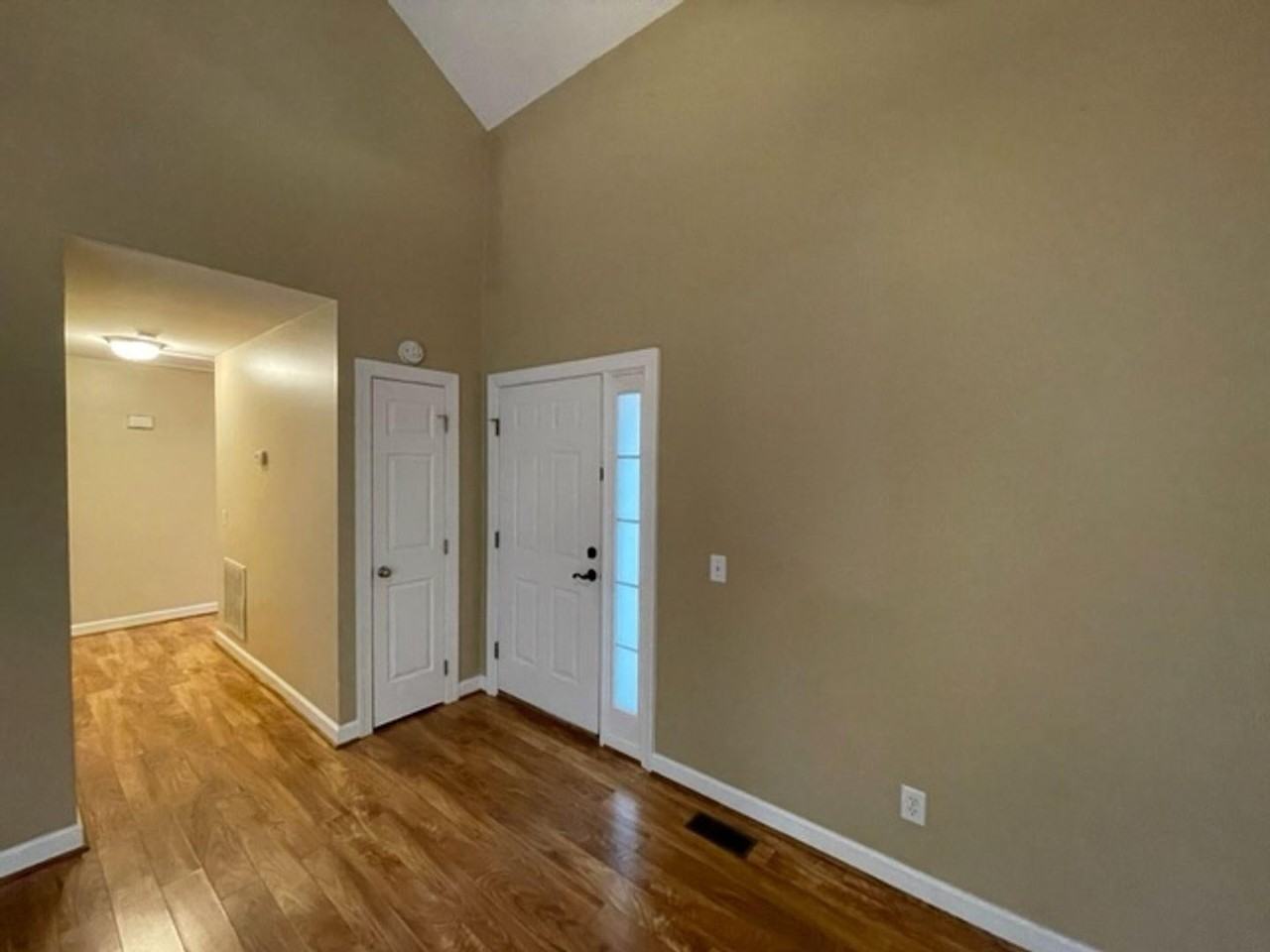 1017 Bren Arbor Ct - Photo 2 of 27