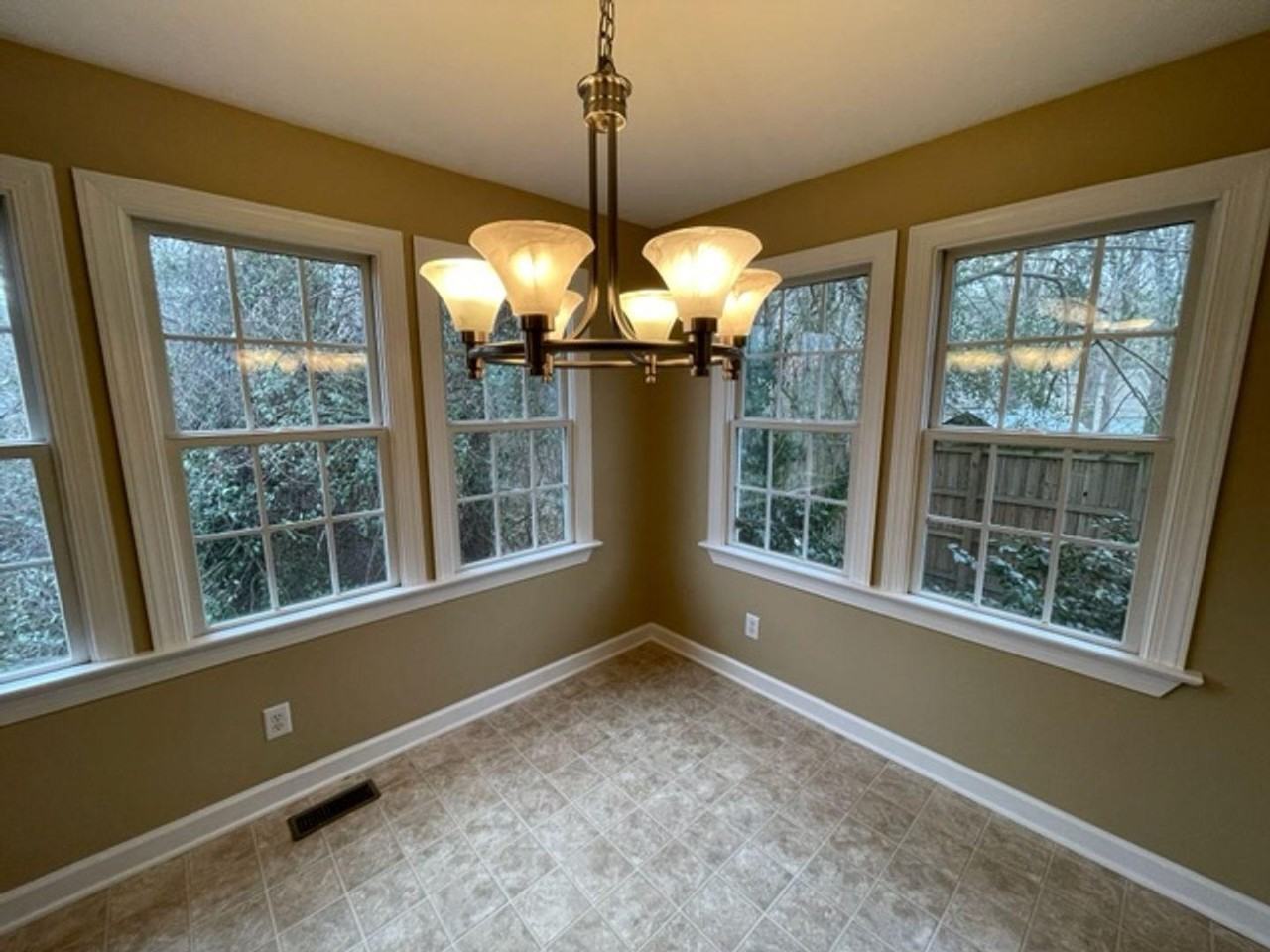 1017 Bren Arbor Ct - Photo 5 of 27