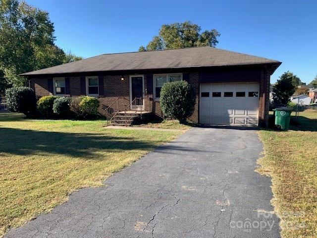 118 Smith Cir - Photo 2 of 20