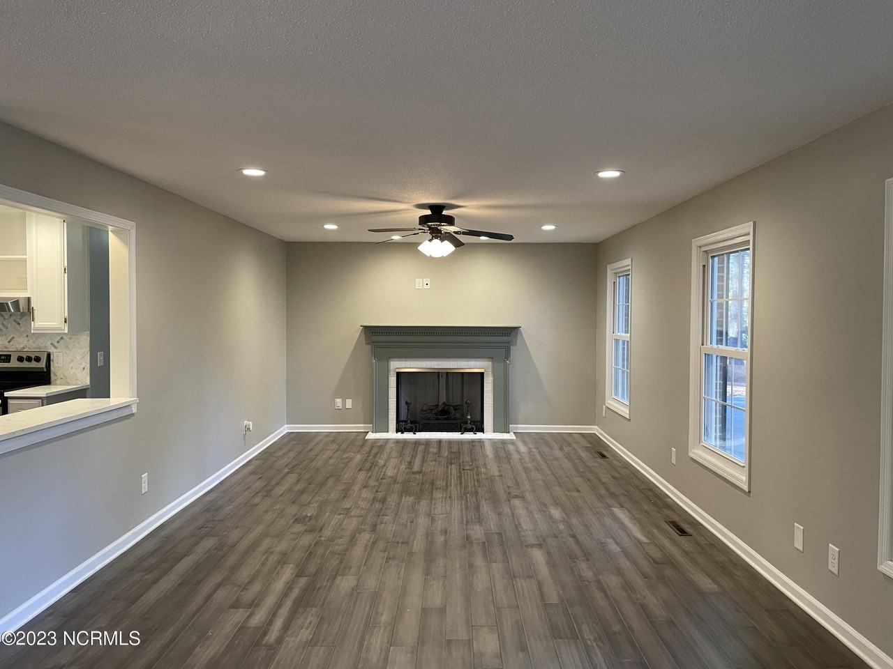 47 Pine Ridge Dr - Photo 3 of 30