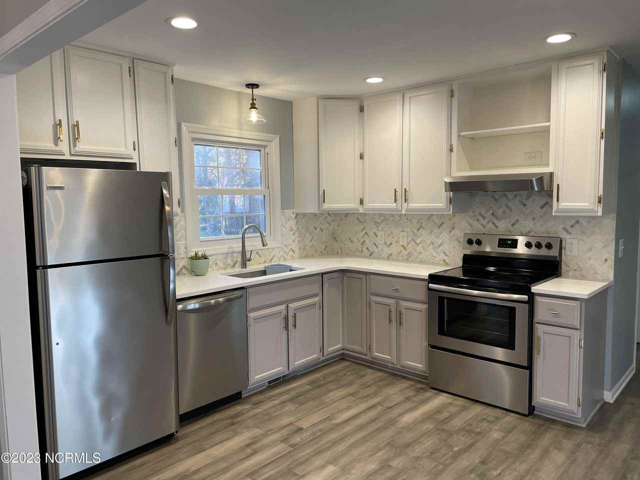 47 Pine Ridge Dr - Photo 7 of 30