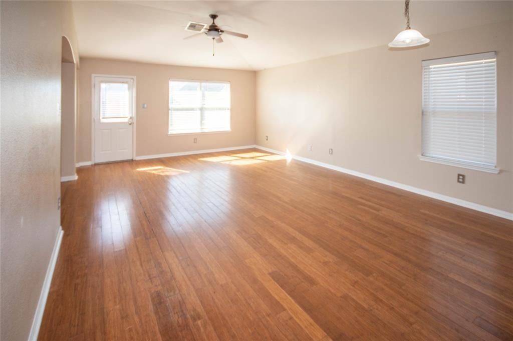 1502 Stillstone Dr - Photo 2 of 15