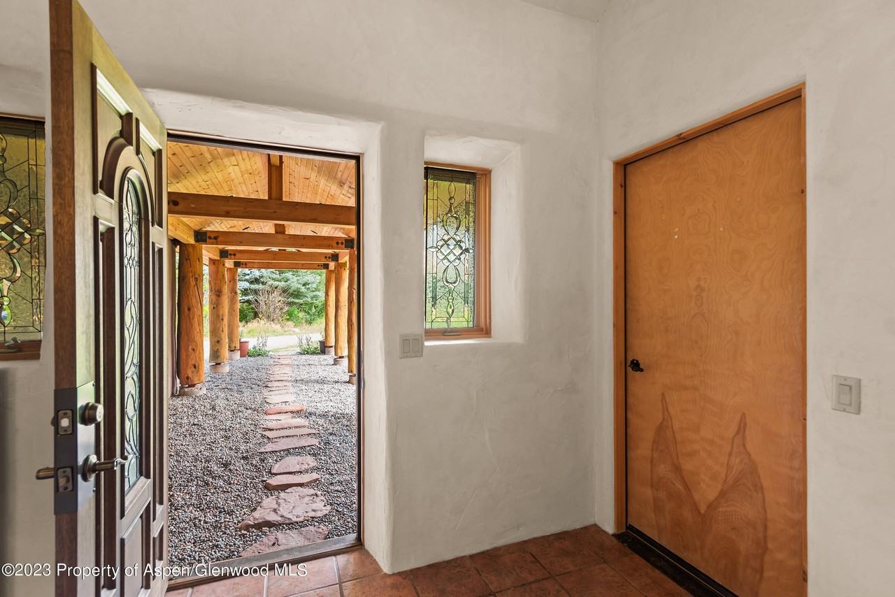 7282 Upper River Rd - Photo 2 of 33