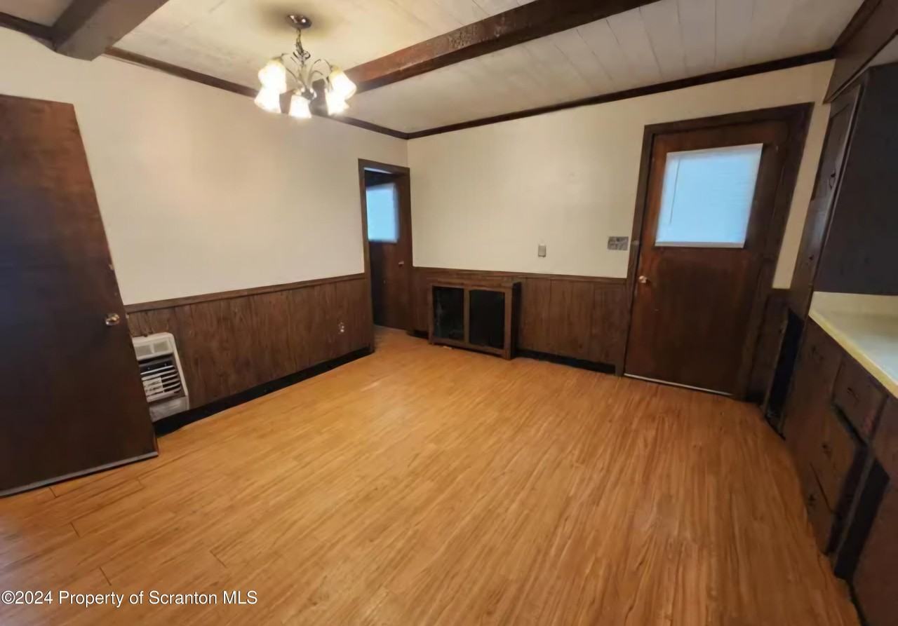 635 E Elm St Rear E - Photo 4 of 13