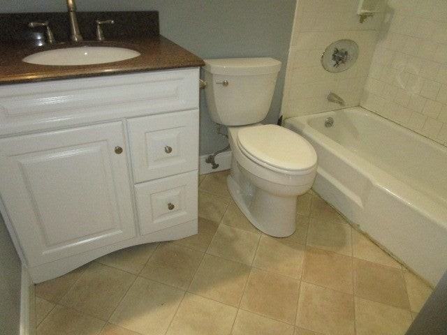 14 Shadowbrook Ln - Photo 6 of 7