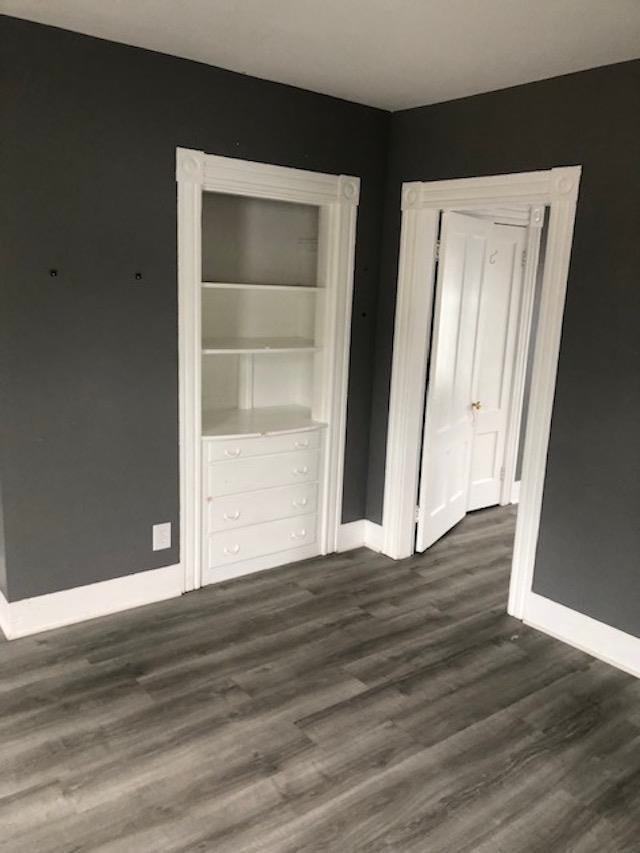 421 Laurel St - Photo 6 of 12