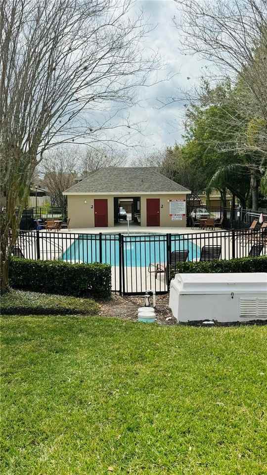 8431 Chamberlain Pl - Photo 2 of 29