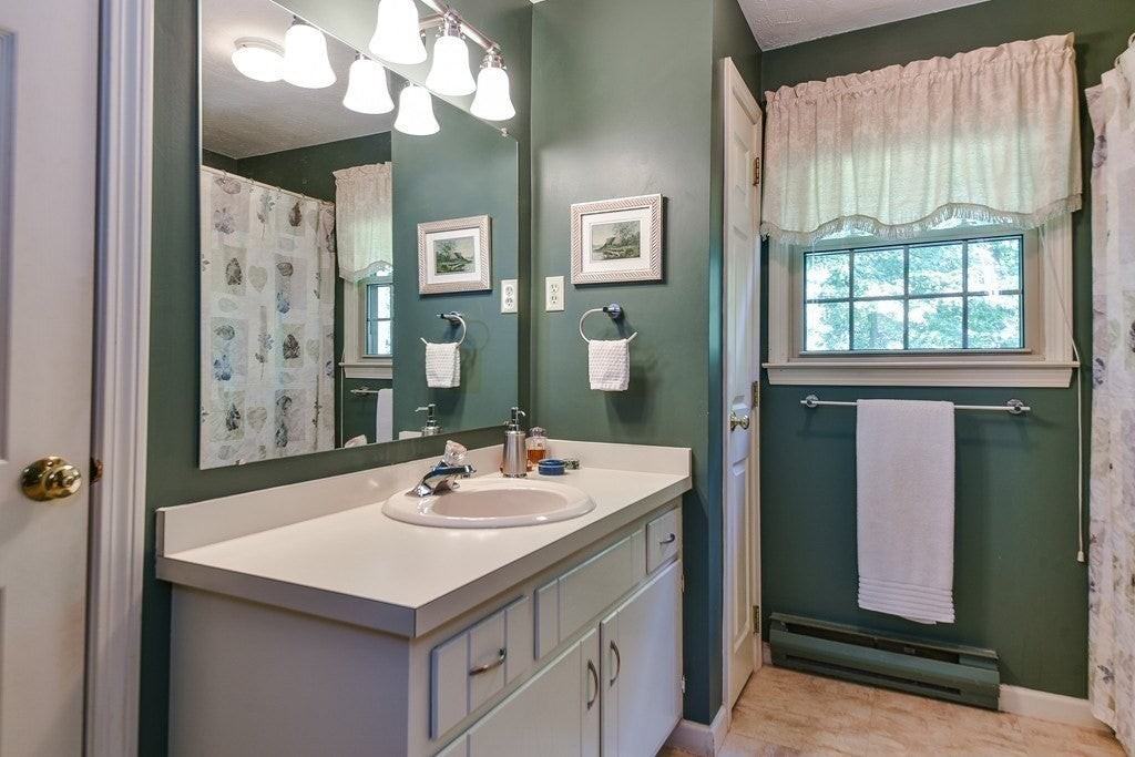 62 Spencer St - Photo 7 of 7