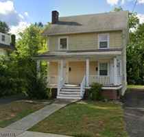 featured image of 634 W Broad St