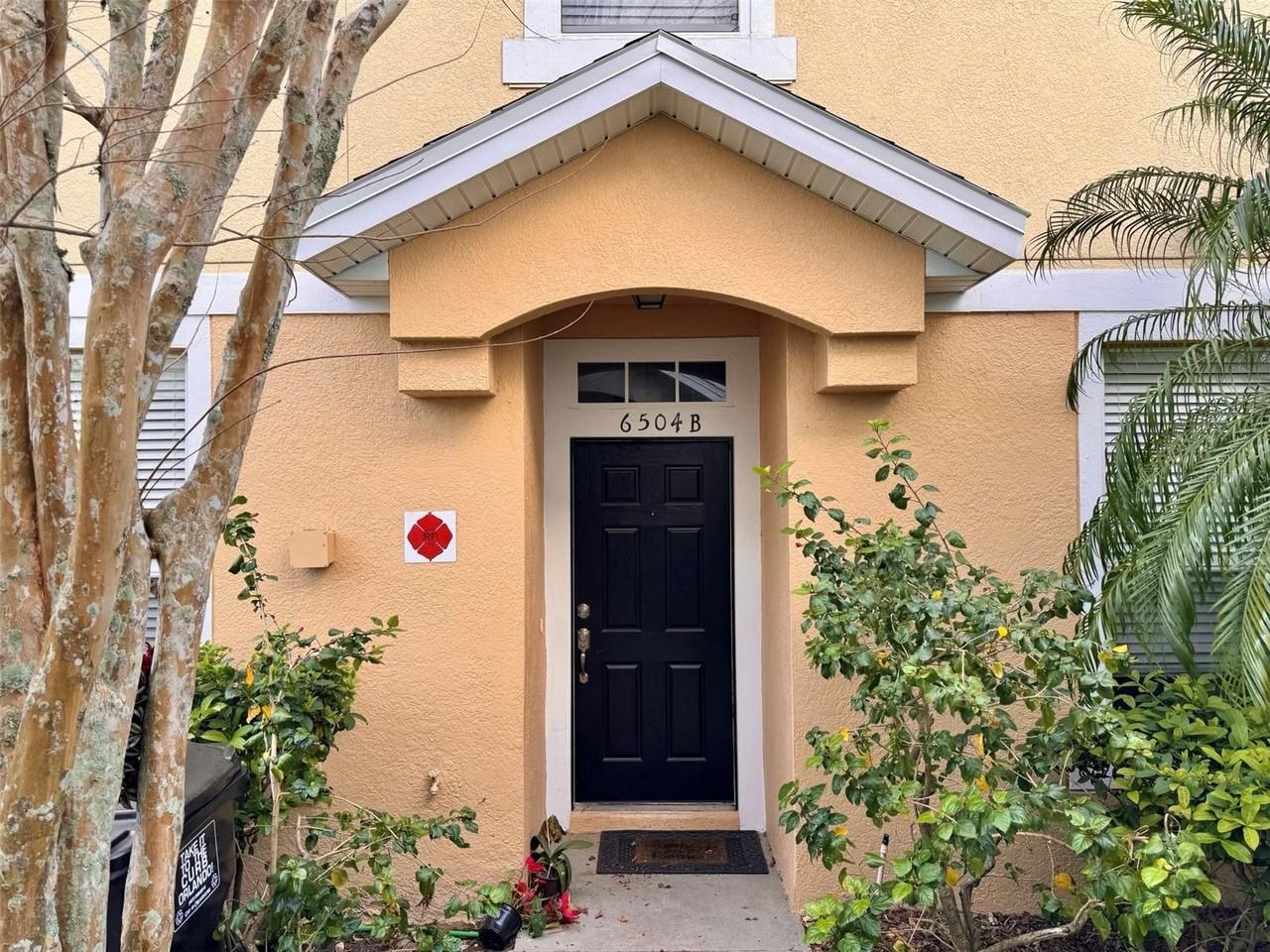 6504 S Goldenrod Rd - Photo 2 of 24