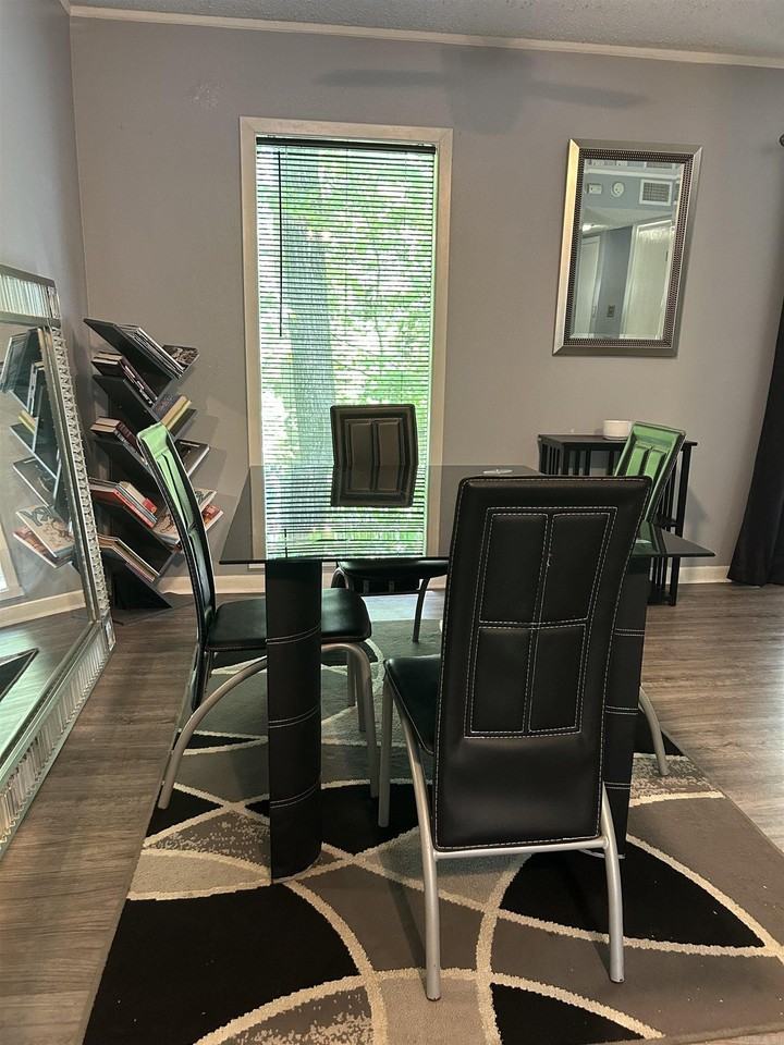 159 La Vista Ln - Photo 3 of 9