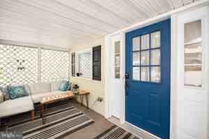 featured image of 355 Dehaven St