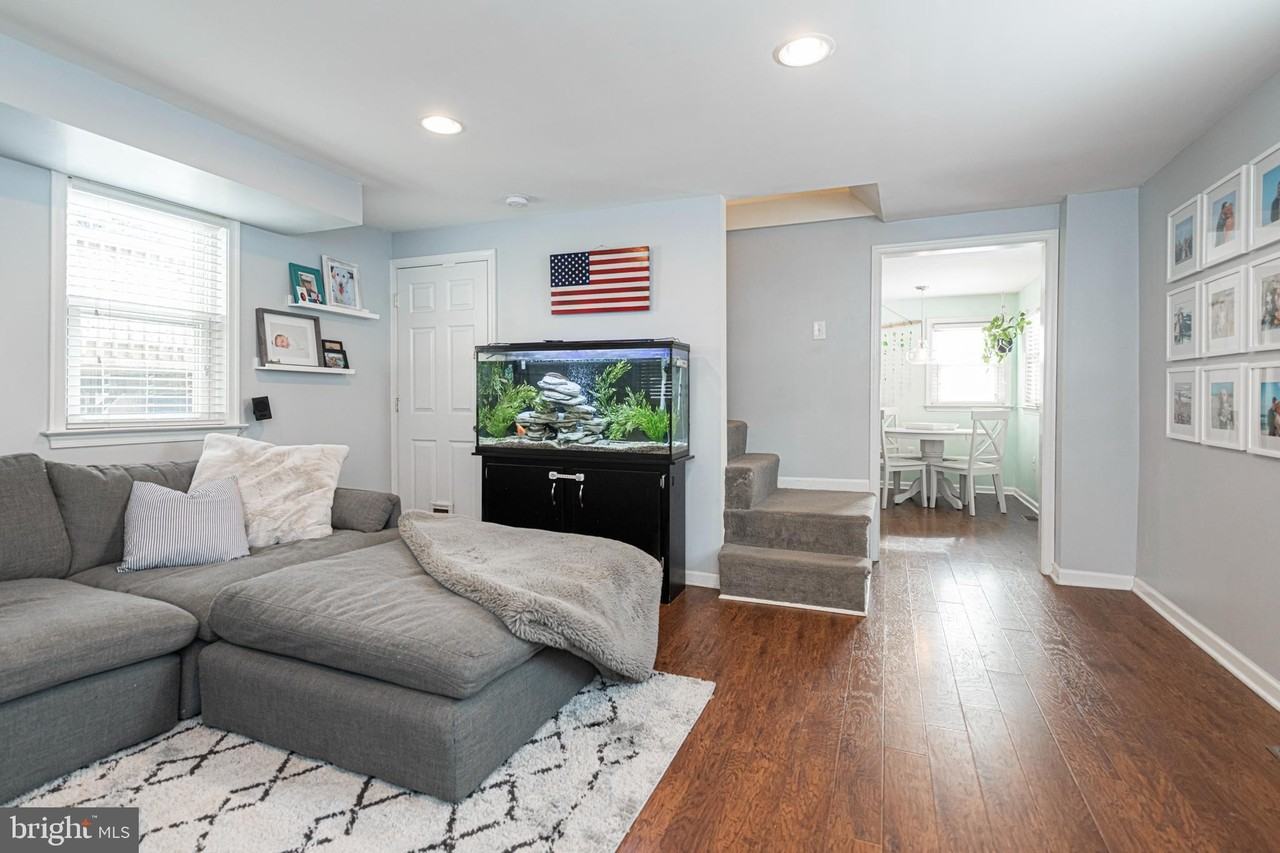 355 Dehaven St - Photo 6 of 37