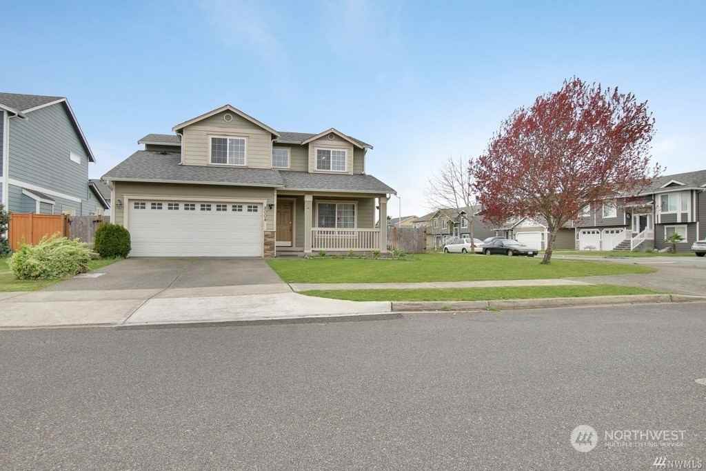 8004 45th Ave Sw - Photo 2 of 22