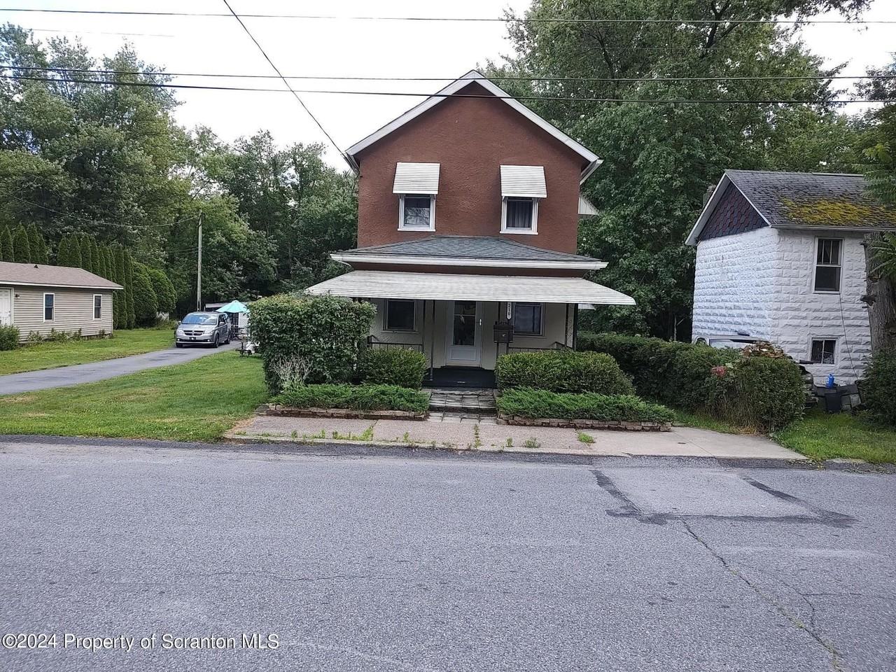 210 Wyalusing St - Photo 3 of 20