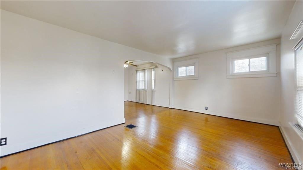 82 Hazelwood Ave - Photo 2 of 17