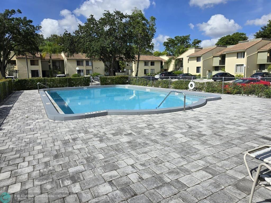 9568 Sw 1st Ct - Photo 2 of 2