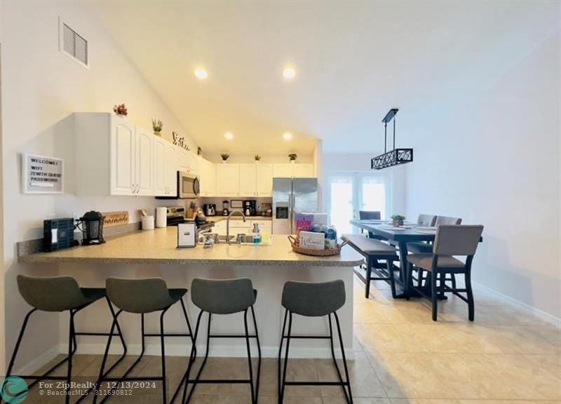 1165 12th Ave Sw - Photo 3 of 20