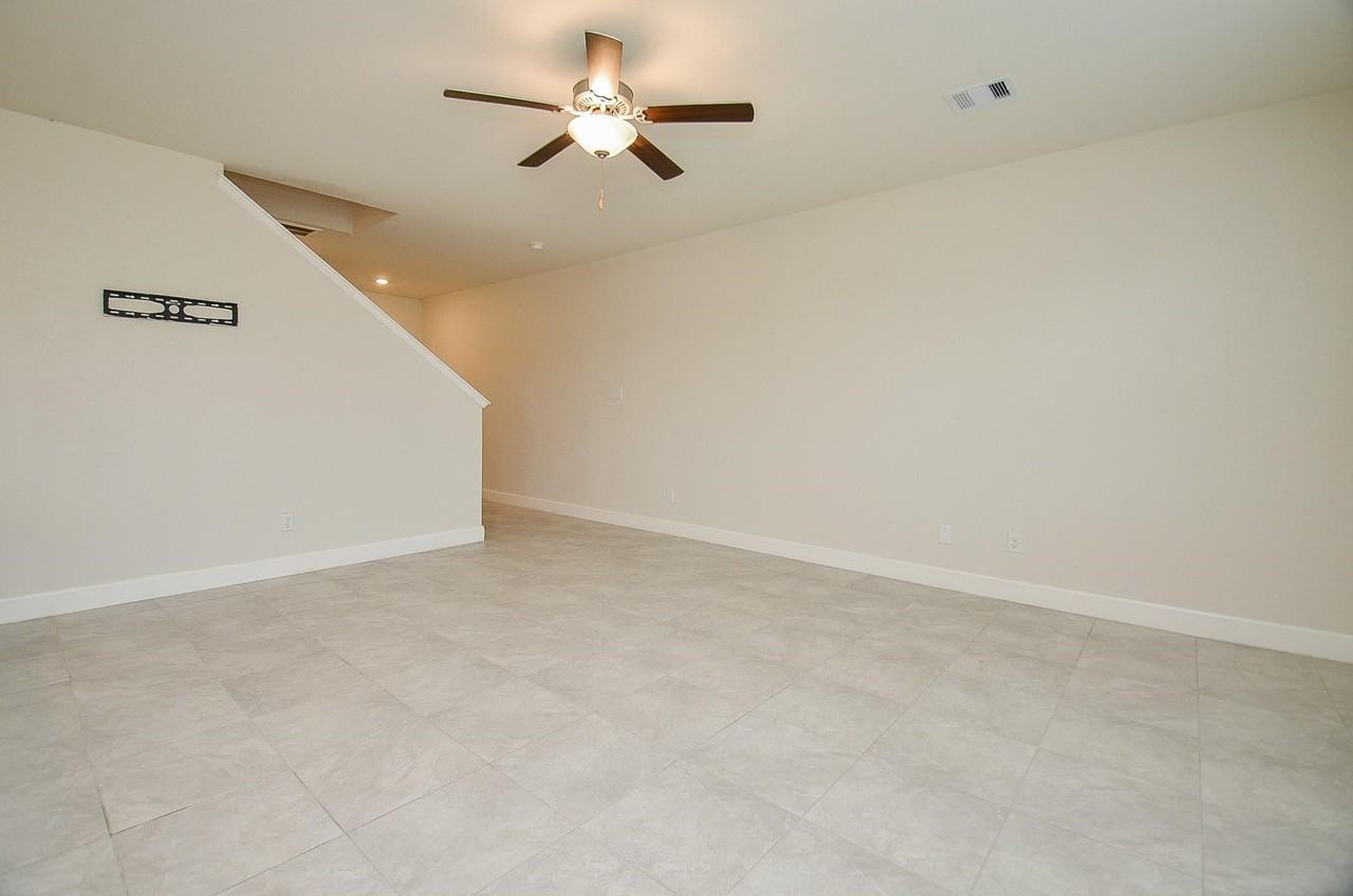 7838 Vacek Meadows Loop - Photo 6 of 31