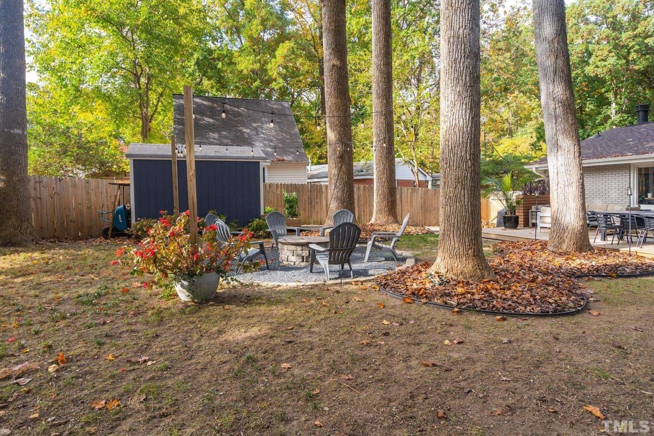 3304 - Photo 3 of 24