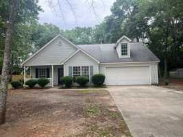 featured image of 4735 Cayman St