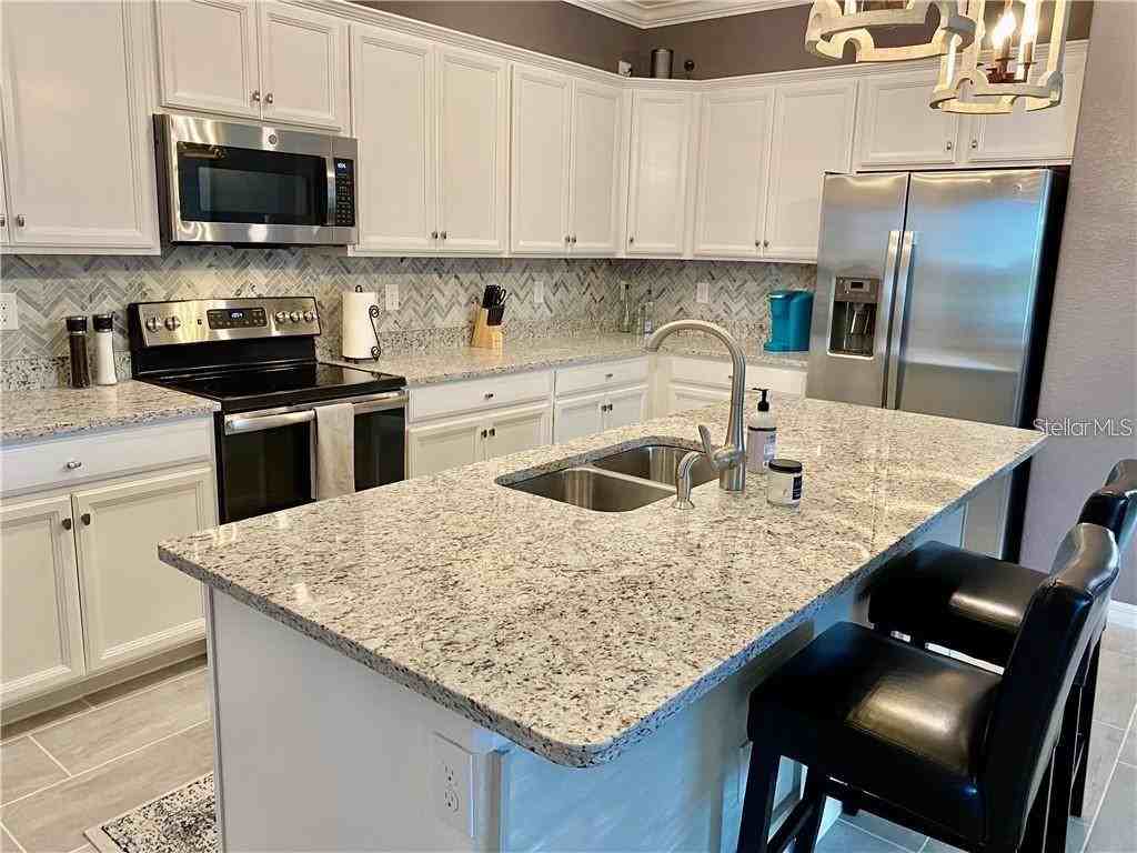 20656 Trattoria Loop - Photo 6 of 50