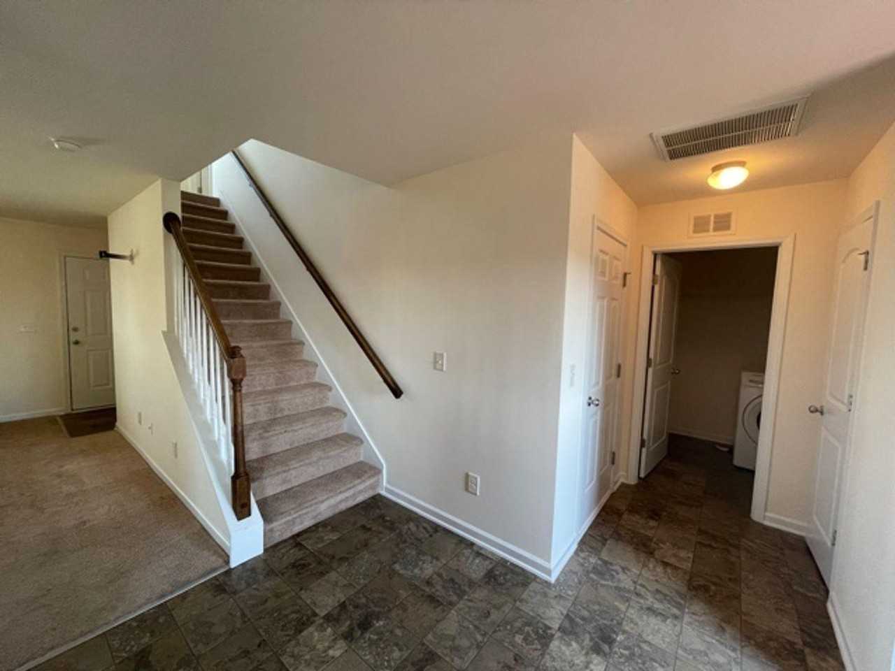 3449 Kernstown Dr - Photo 4 of 32