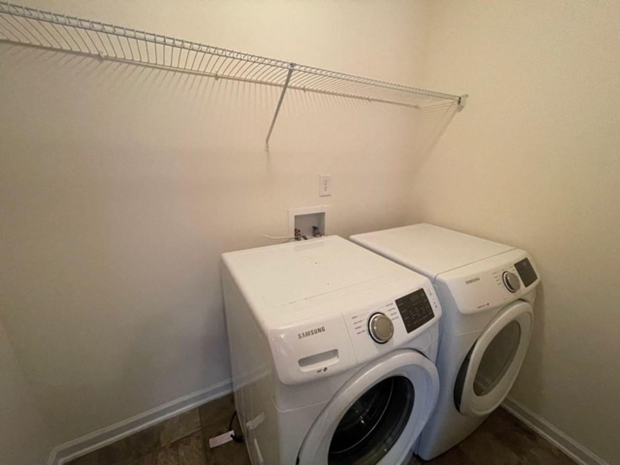 3449 Kernstown Dr - Photo 7 of 32