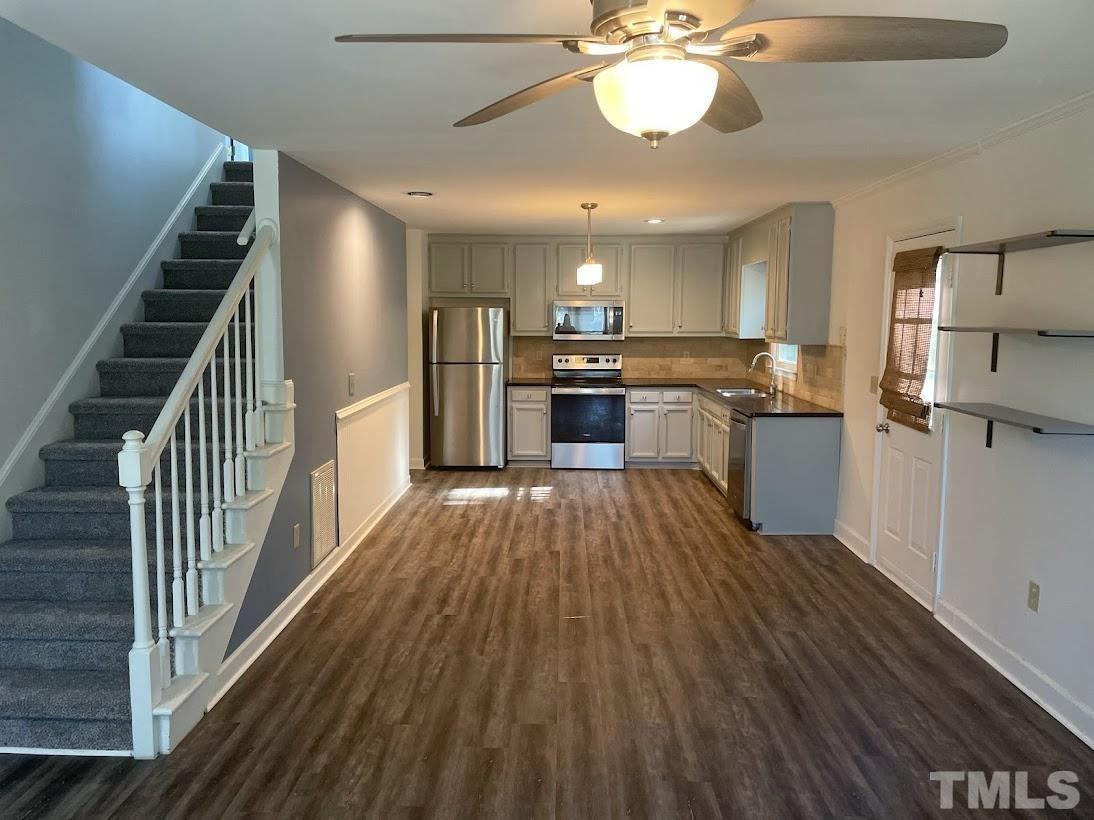 205 W Elm Ave - Photo 7 of 8