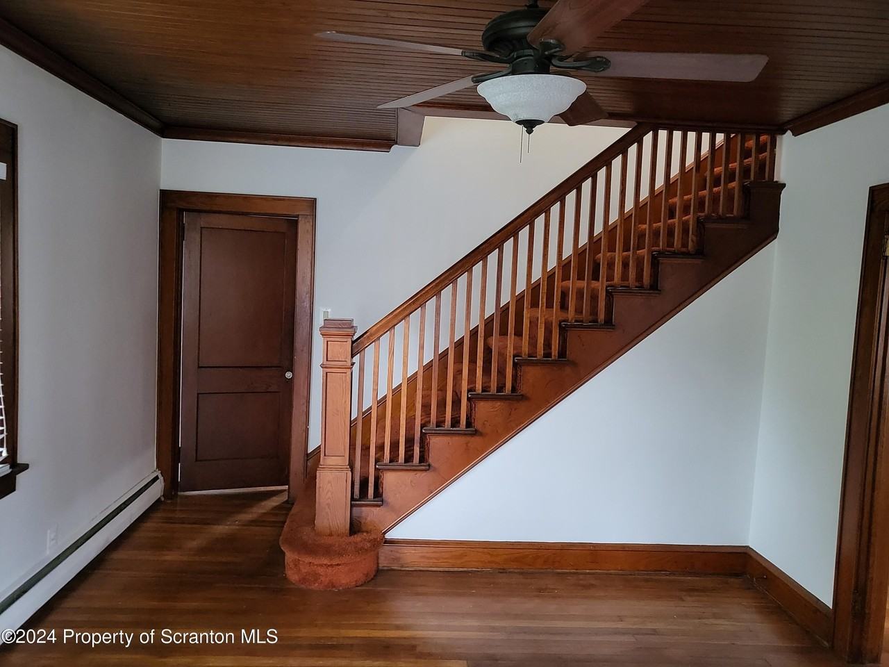 229 Oak Street L 33 - Photo 2 of 18