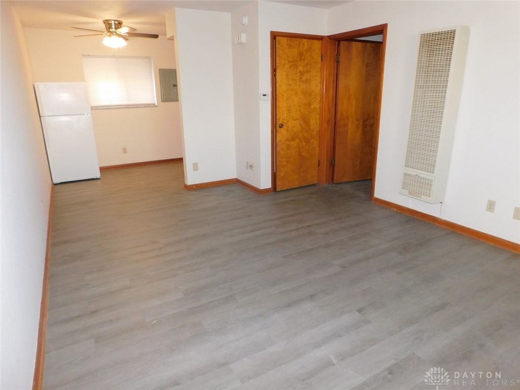 1431 Rosemont Blvd ##D - Photo 3 of 10