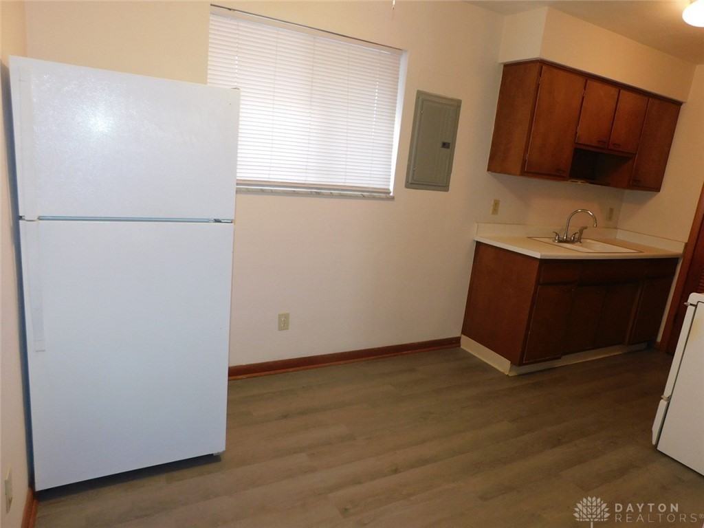 1431 Rosemont Blvd ##D - Photo 5 of 10