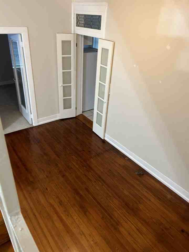 1617 21st St - Photo 3 of 18